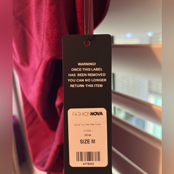 Prom approaching soon!! Check out this Fashion Nova Burgundy Maxi Dress - Picture 2 of 4